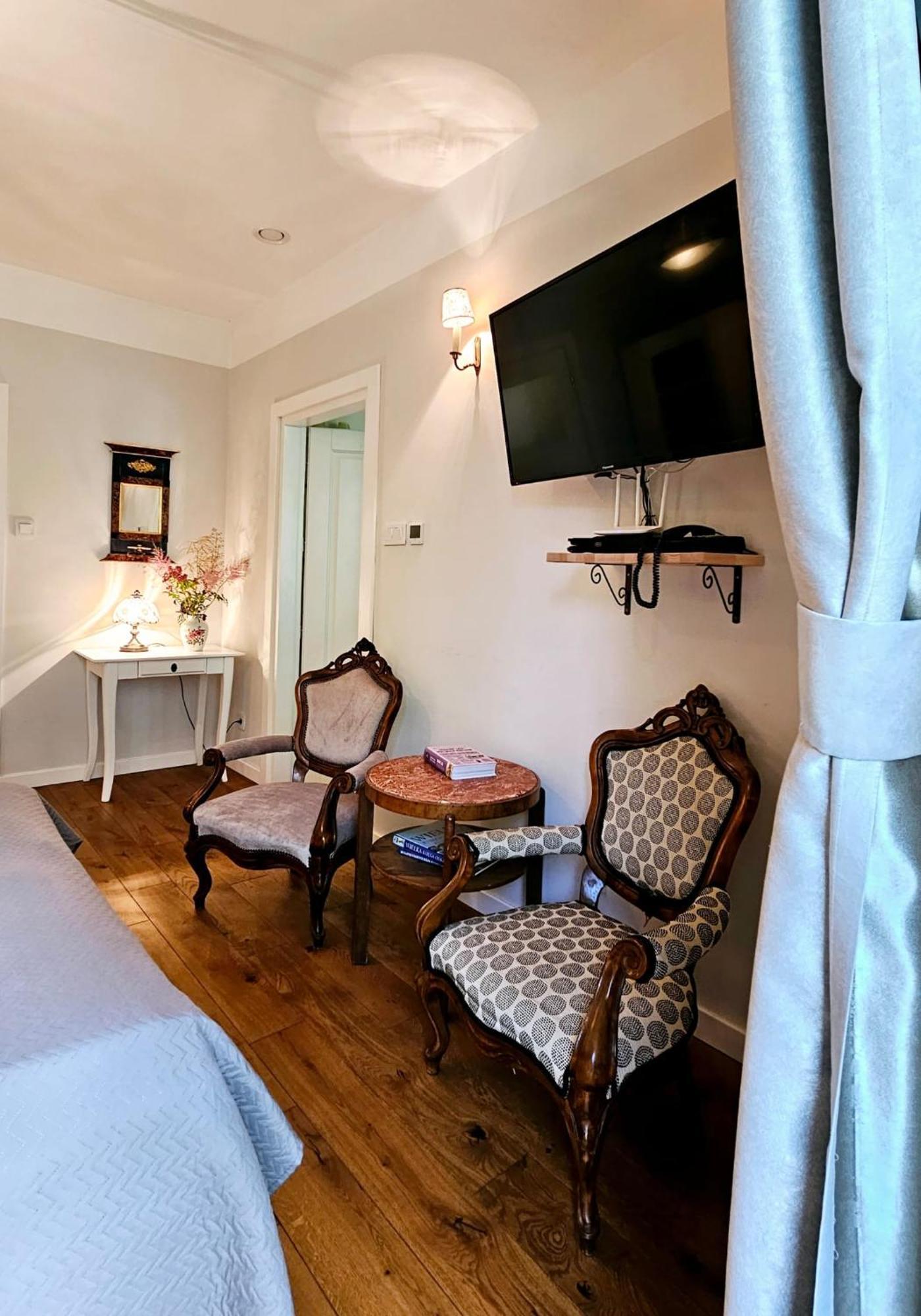 Nowy Dom Udrycze Aparthotel Luaran gambar